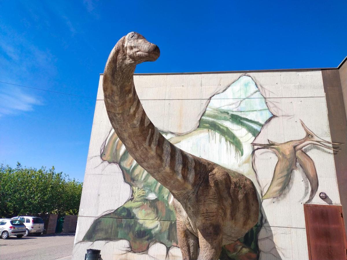 Dinosaur House Apartman Coll de Nargó Kültér fotó