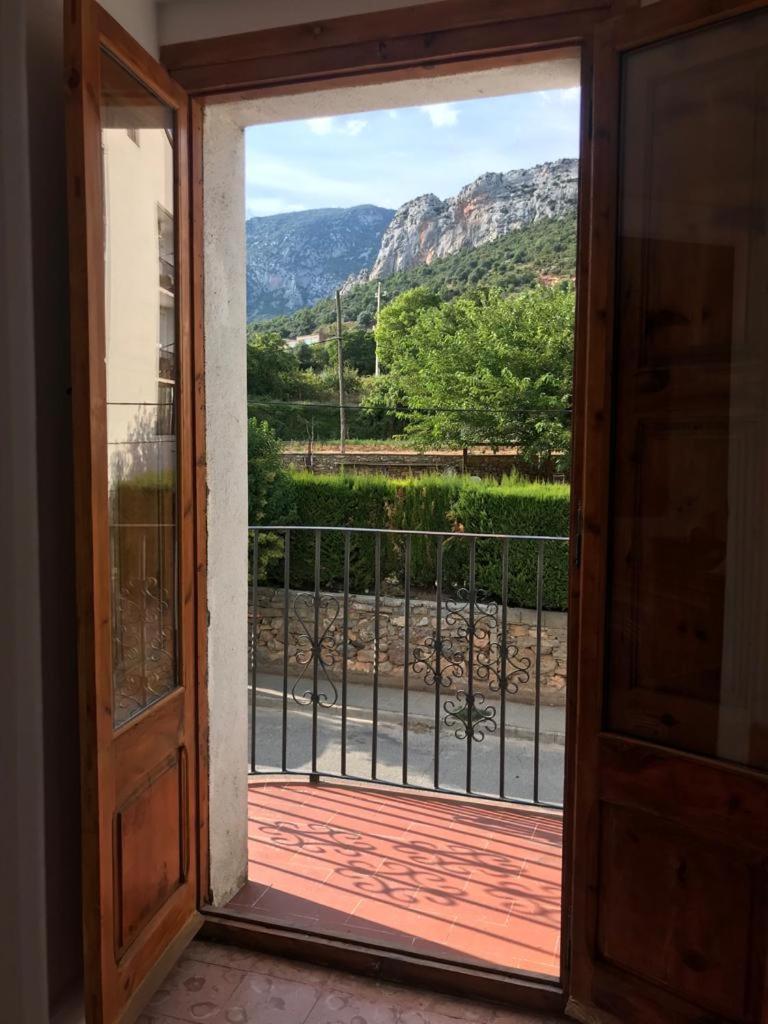 Dinosaur House Apartman Coll de Nargó Kültér fotó